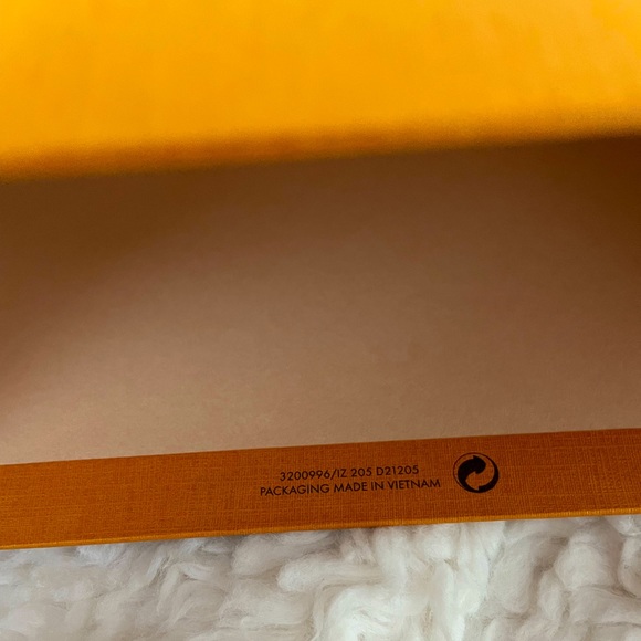 LOUIS VUITTON Sunglasses Case BOX ✨🧡 - Picture 4 of 5